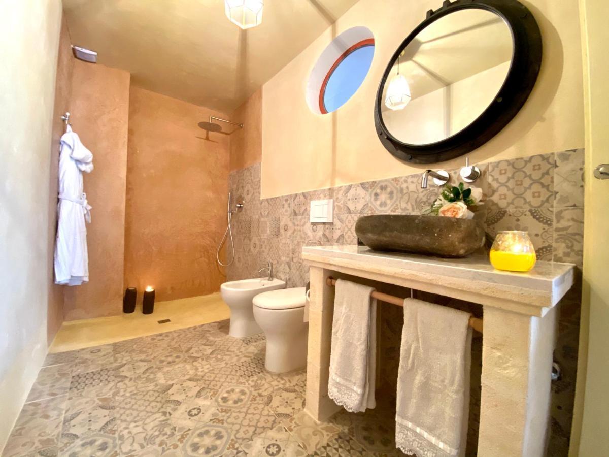 Ca Strignano Suite, Typical House Castrignano del Capo Exterior photo